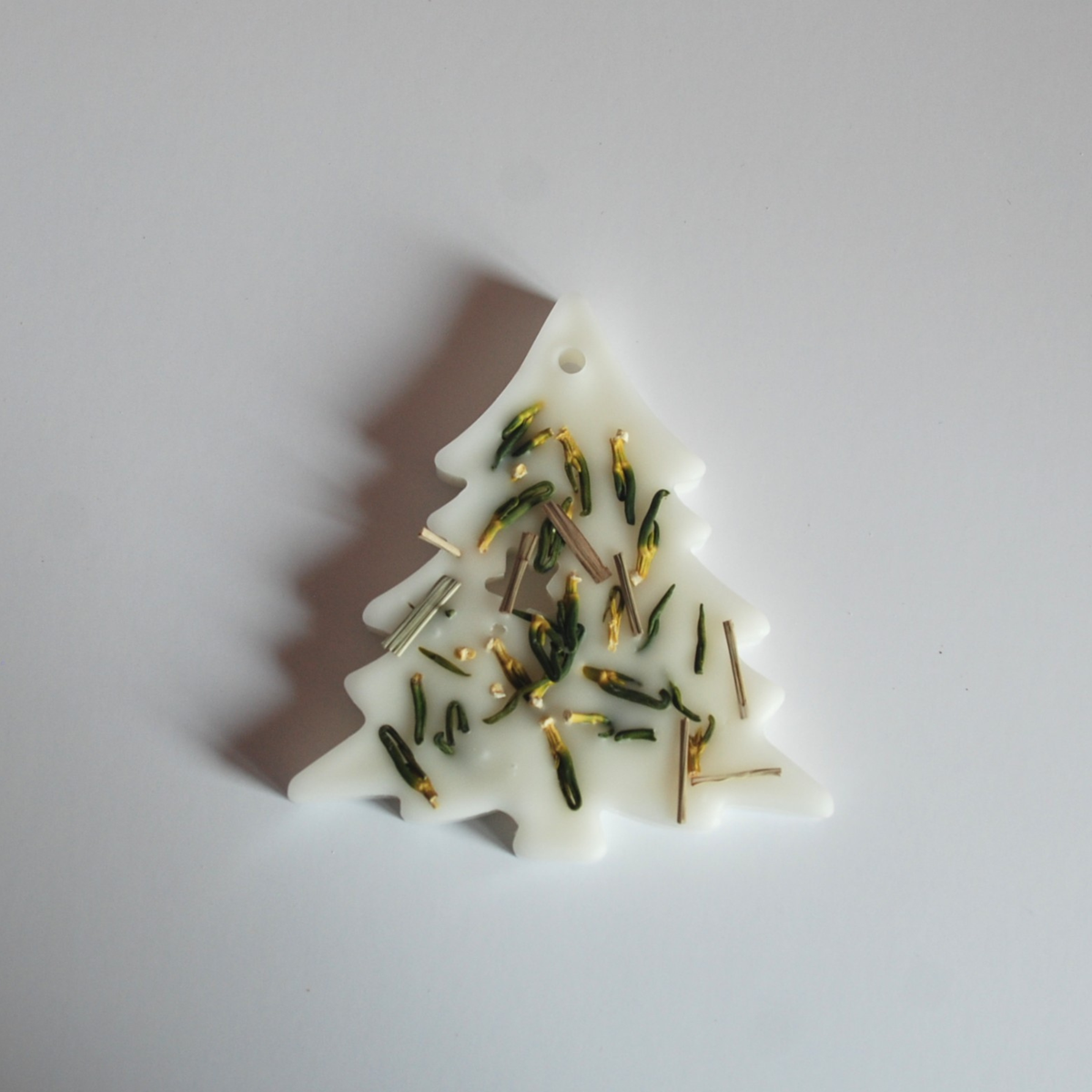 The Petit Sapin Sachet — Botanical Wax, Real Dried Botanicals