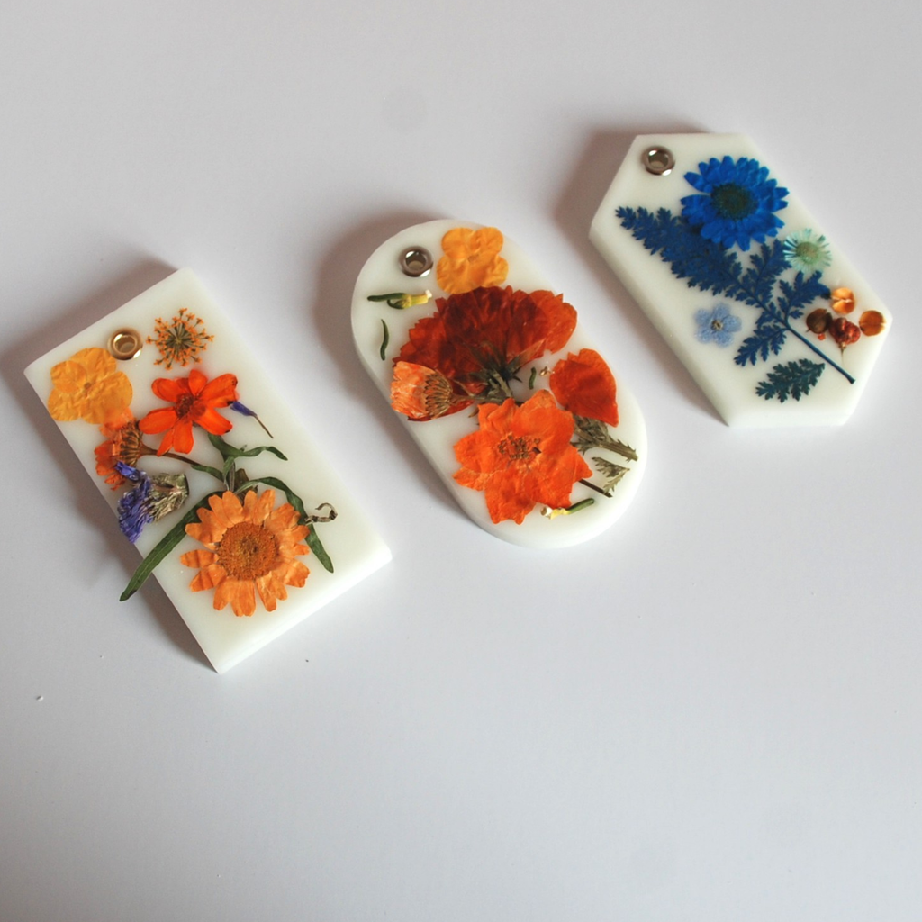 The Fleurs Sauvages Sachet — Botanical Wax, Real Dried Botanicals