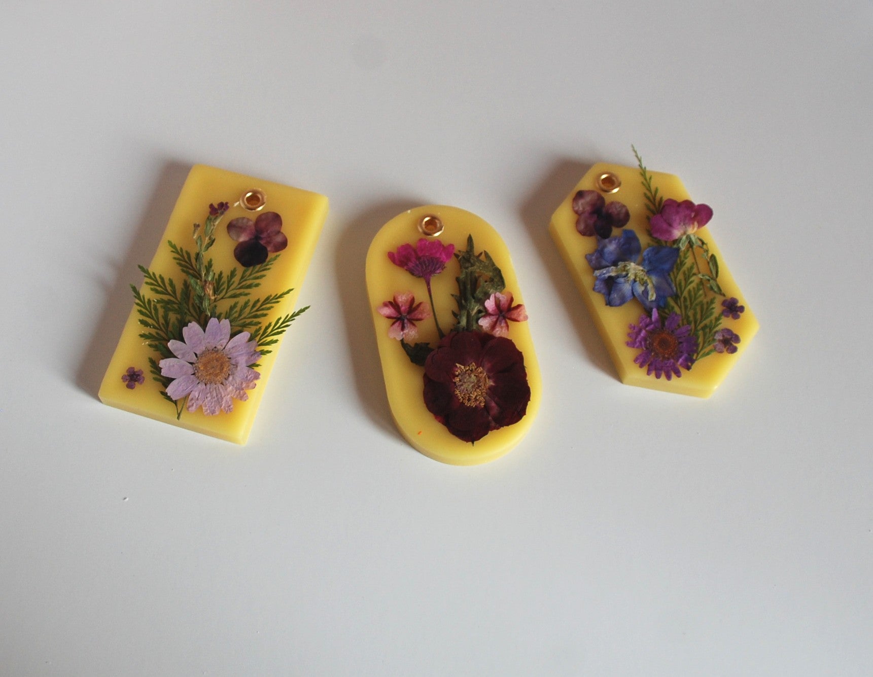 The Jardin Doré Sachet — Botanical Wax, Real Dried Botanicals